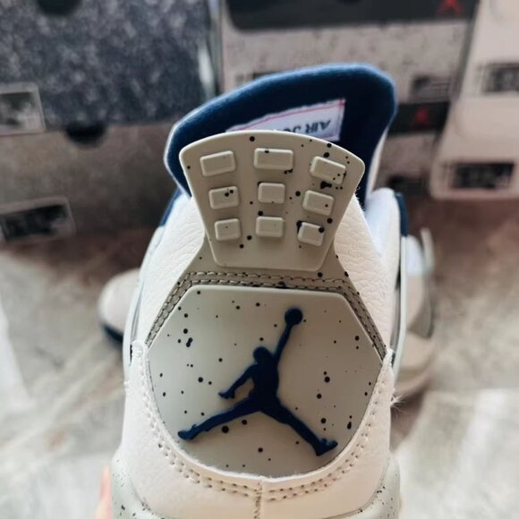 ✨Jordan 4 Retro "Midnight Navy" ✨ - Picture 6 of 7